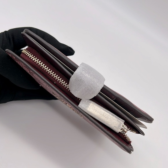 Kate Spade Signature Spade Flower Medium Compact Bifold Wallet Grenache - Picture 6 of 16